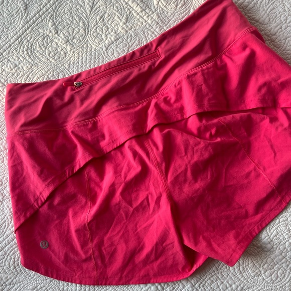 lululemon athletica Pants - Lululemon Speed Up Short 2.5"